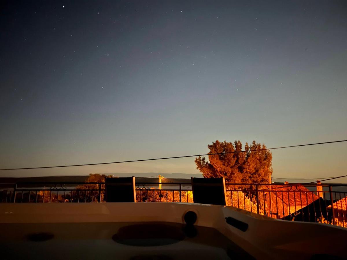 Podgora Experience Suite With Jacuzzi Nerezine Bagian luar foto