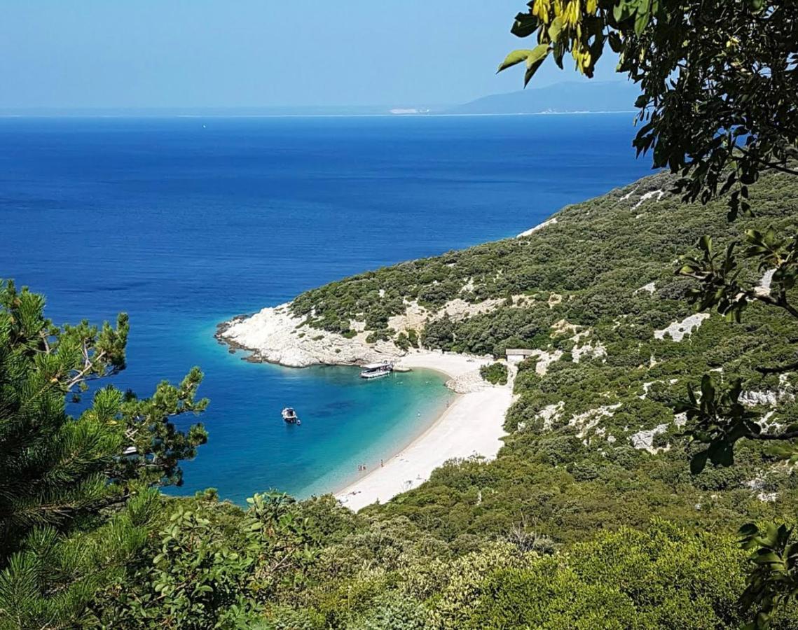 Podgora Experience Suite With Jacuzzi Nerezine Bagian luar foto